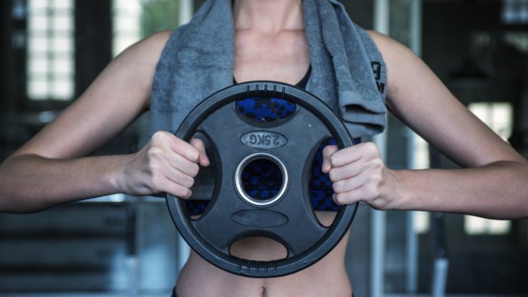womanweightplate.jpg